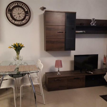 Cherry Apartament W Scislym Centrum Lägenhet Warszawa Exteriör bild